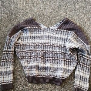 Rue21 V-Neck Sweater in Gray and Brown